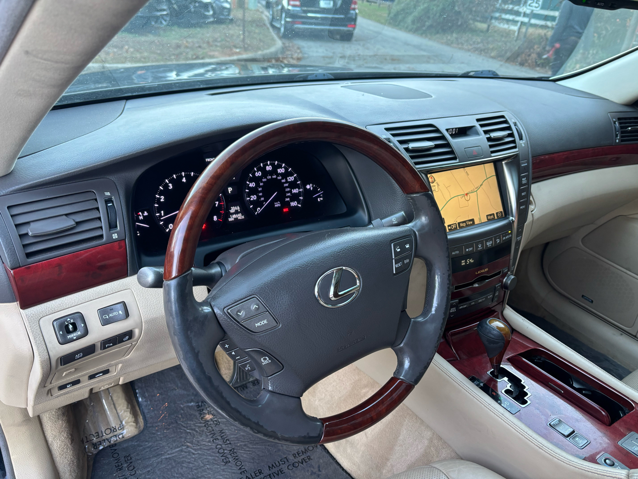 Lexus LS 460 Luxury Sedan 2008