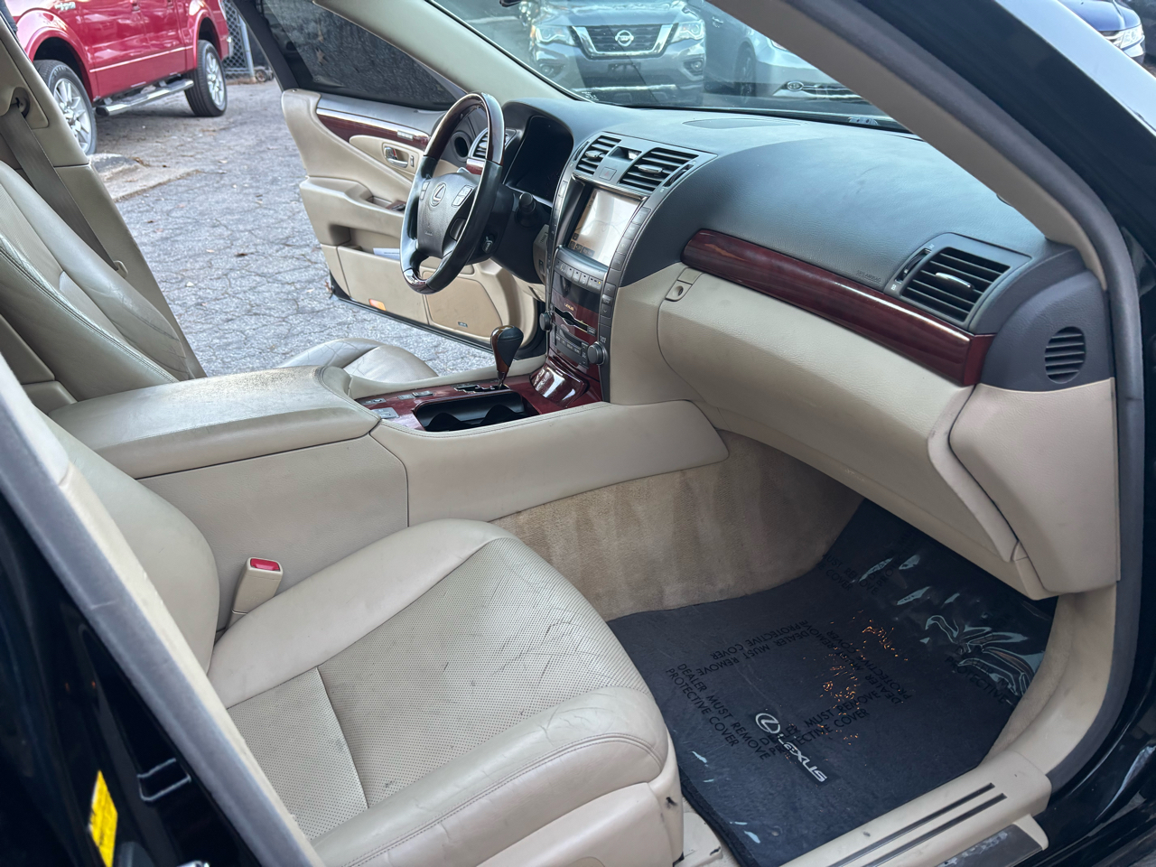 Lexus LS 460 Luxury Sedan 2008