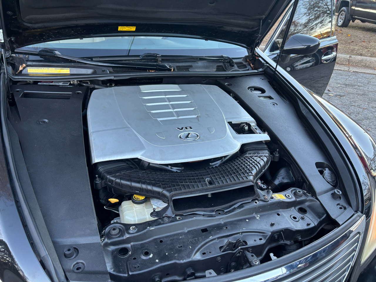 Lexus LS 460 Luxury Sedan 2008