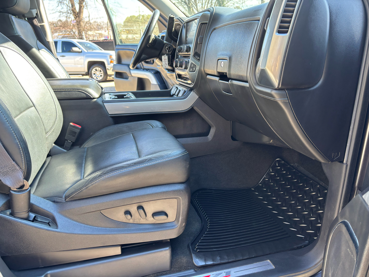 Chevrolet Silverado 1500 LTZ Crew Cab Long Box 4WD 2015