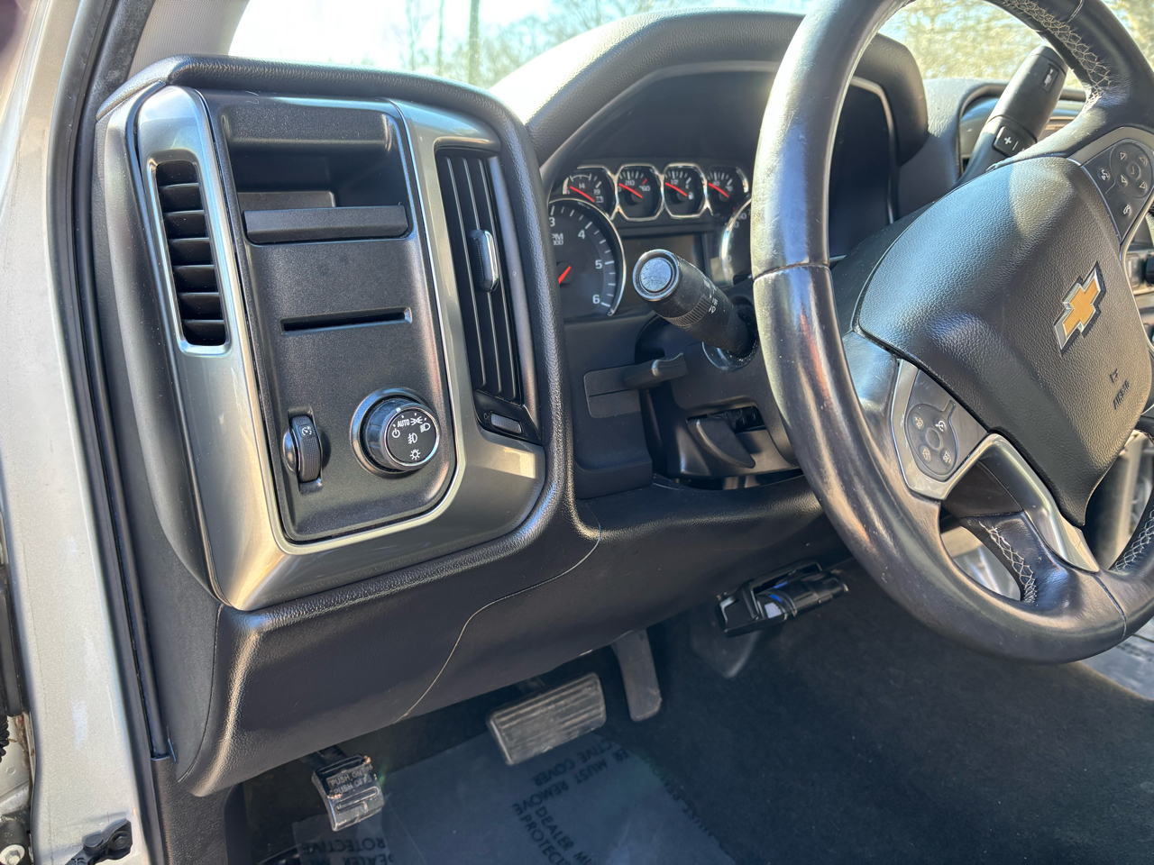 Chevrolet Silverado 1500 2LT Crew Cab Long Box 2WD 2014