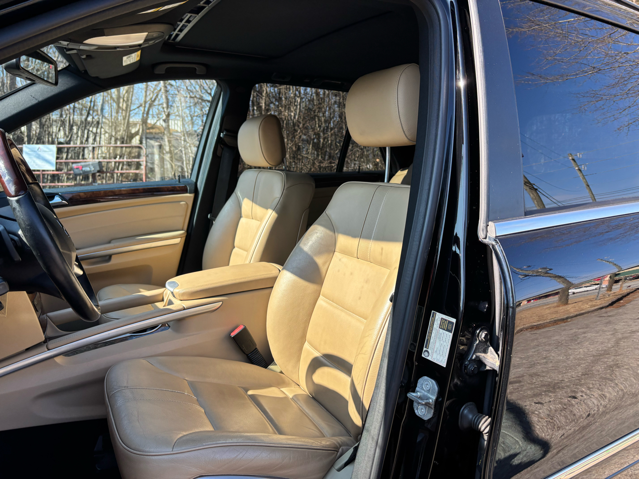 Mercedes-Benz M-Class ML350 4MATIC 2011