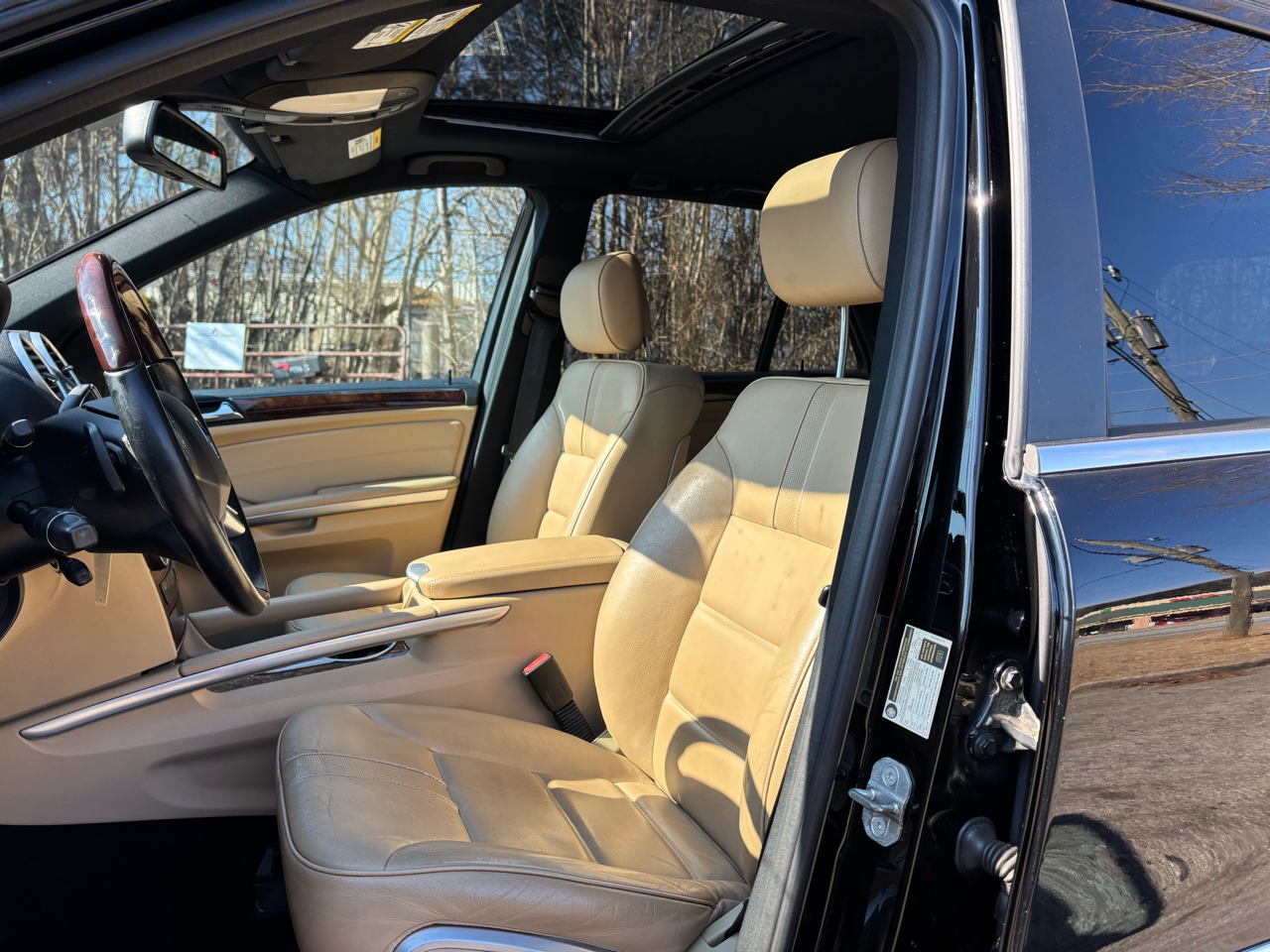 Mercedes-Benz M-Class ML350 4MATIC 2011