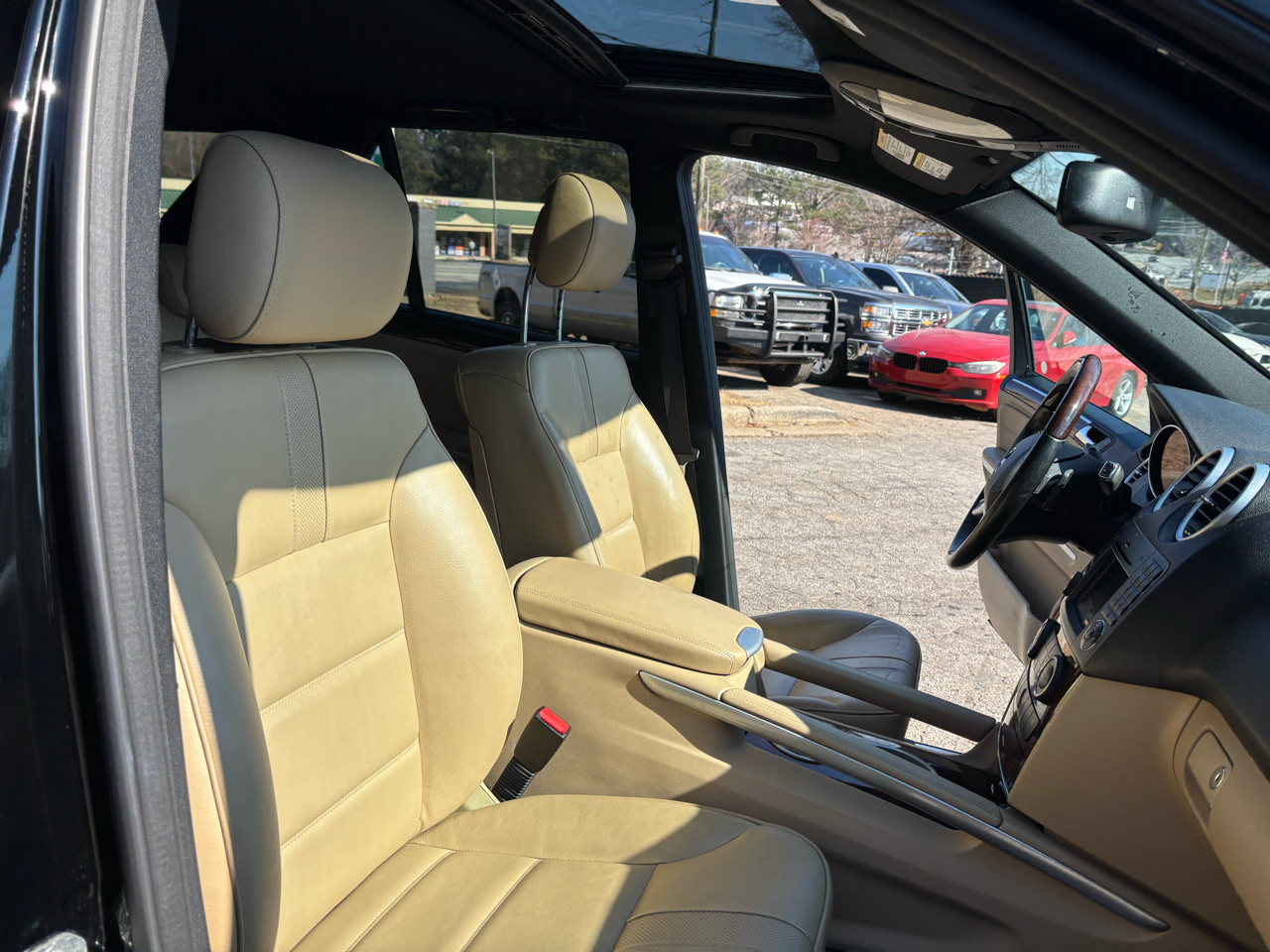 Mercedes-Benz M-Class ML350 4MATIC 2011