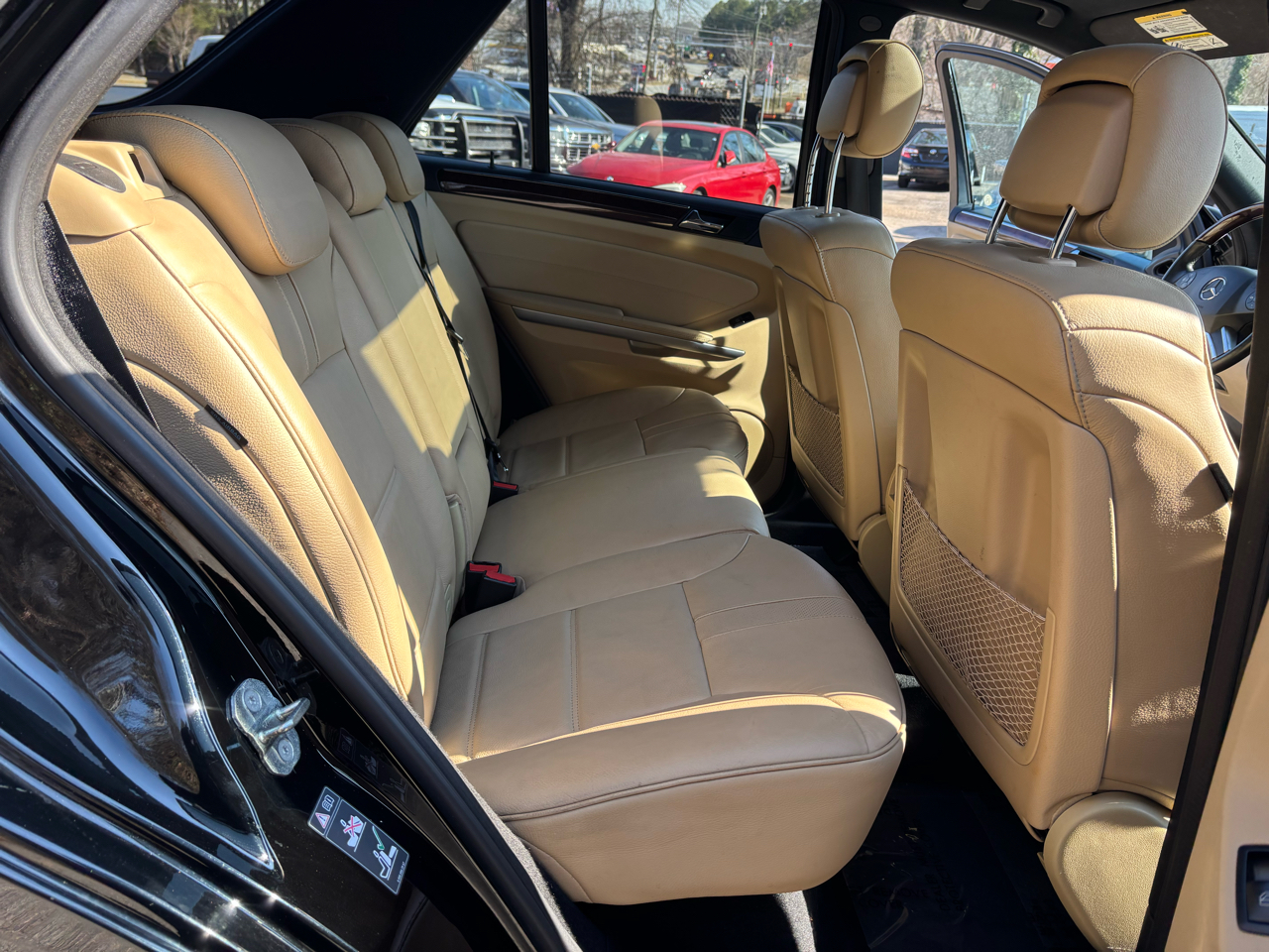 Mercedes-Benz M-Class ML350 4MATIC 2011