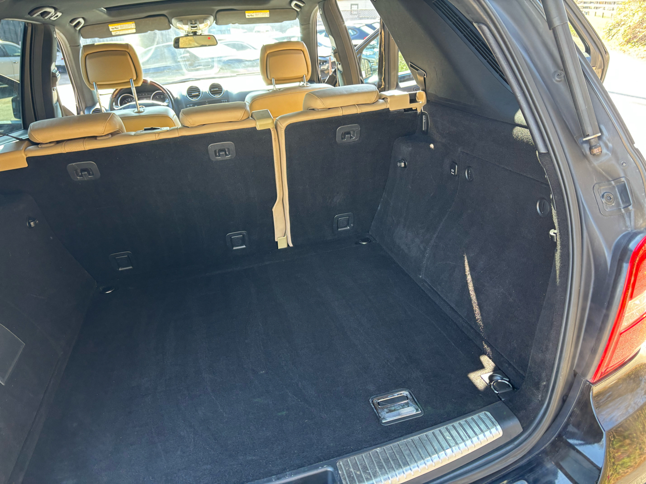 Mercedes-Benz M-Class ML350 4MATIC 2011