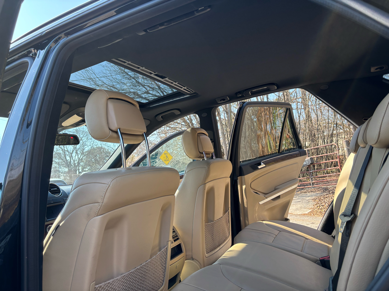 Mercedes-Benz M-Class ML350 4MATIC 2011