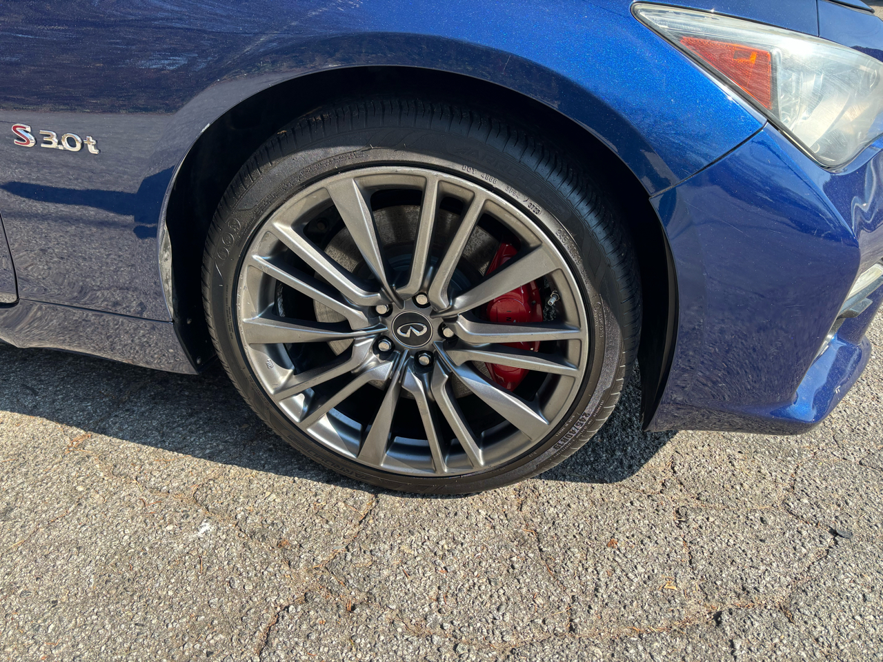 Infiniti Q50 Red Sport 400 AWD 2017