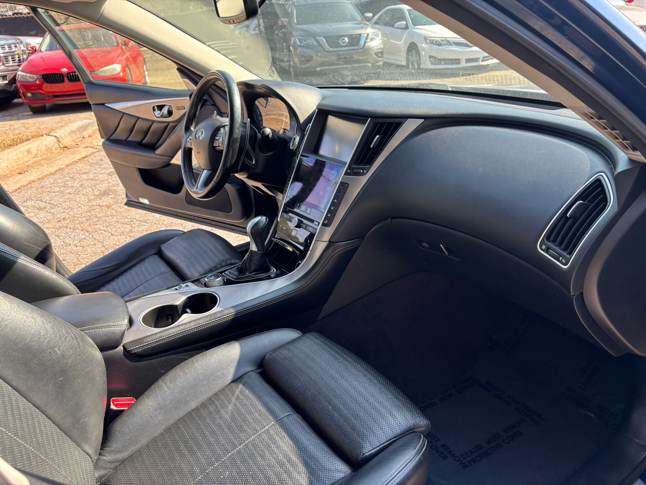 Infiniti Q50 Red Sport 400 AWD 2017