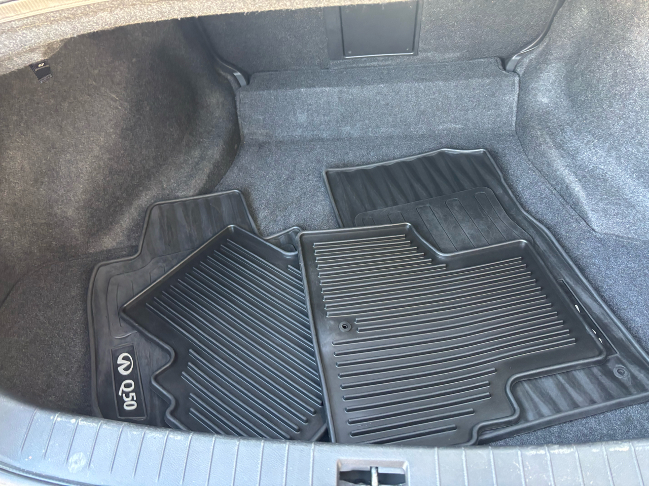 Infiniti Q50 Red Sport 400 AWD 2017