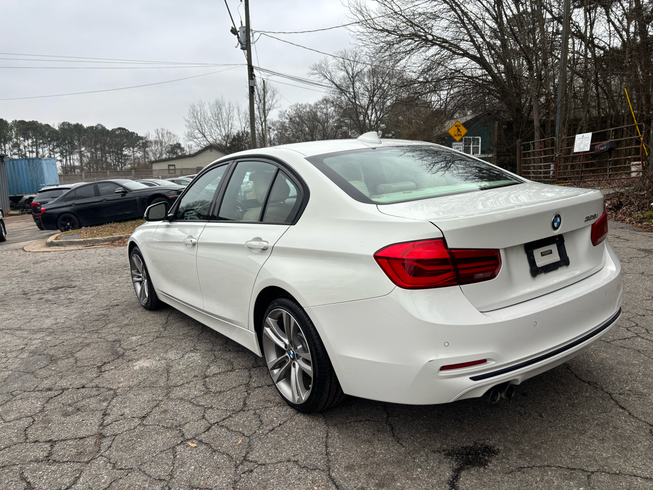 BMW 3-Series 328i Sedan 2016