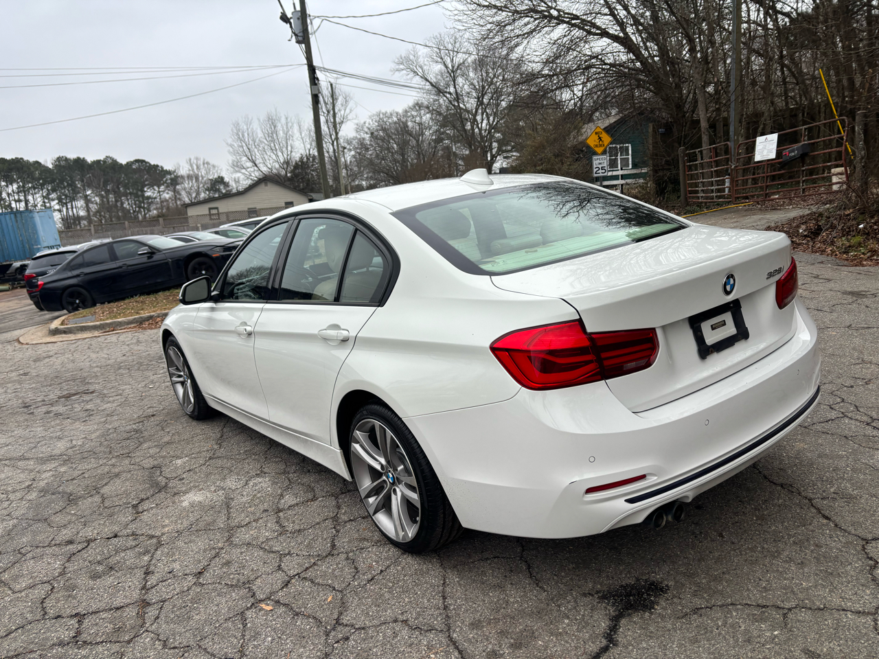 BMW 3-Series 328i Sedan 2016