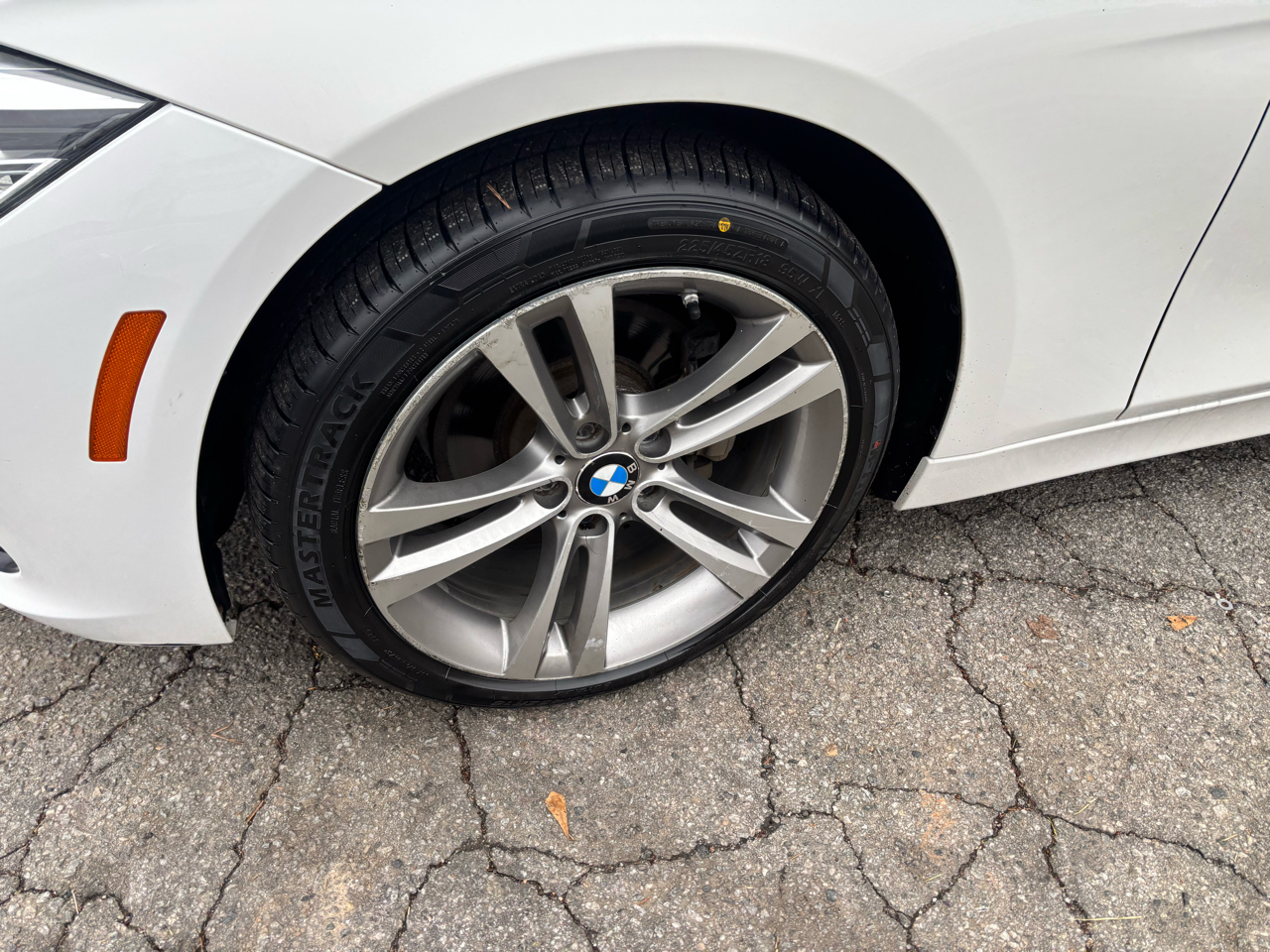 BMW 3-Series 328i Sedan 2016