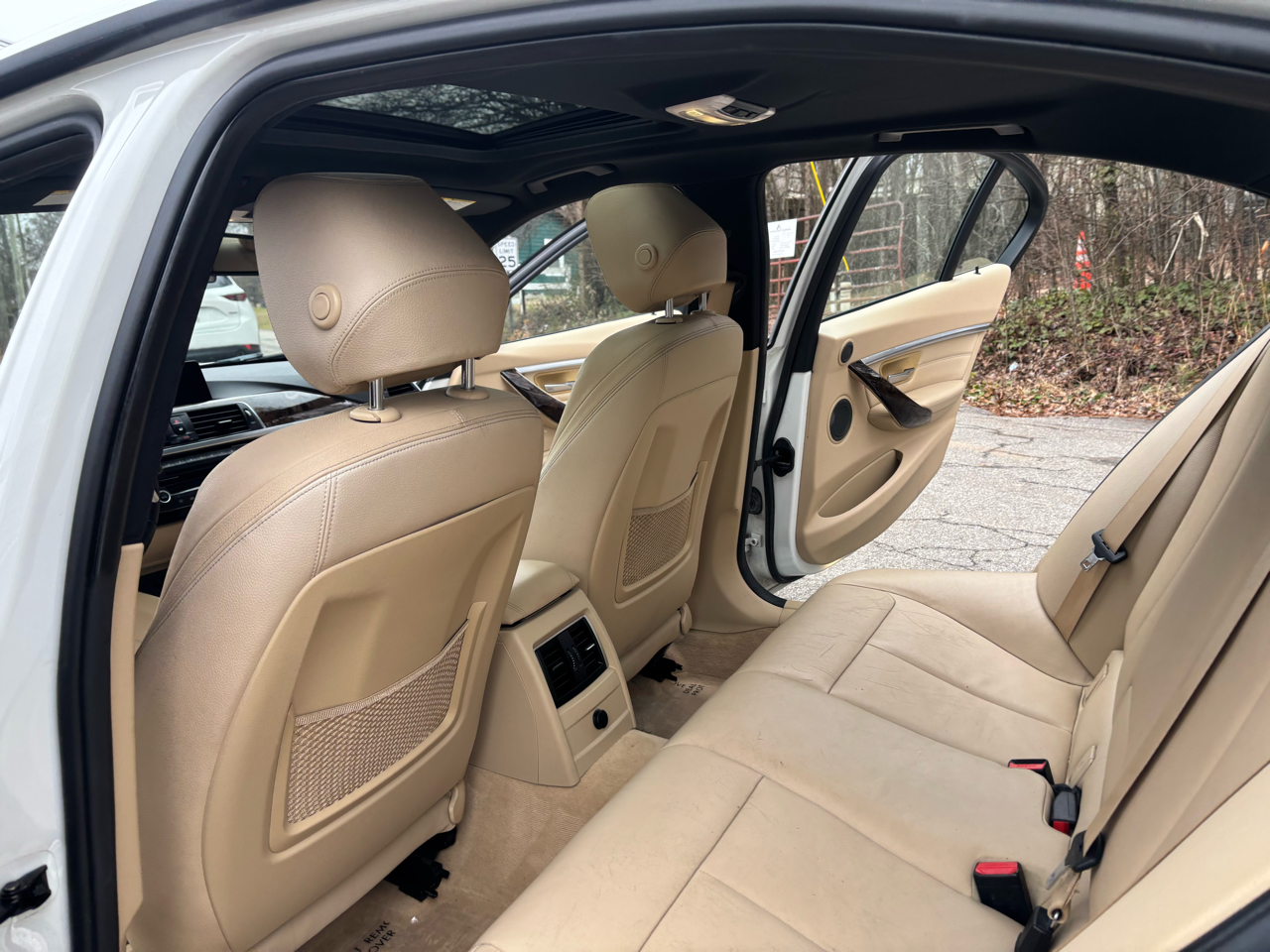 BMW 3-Series 328i Sedan 2016