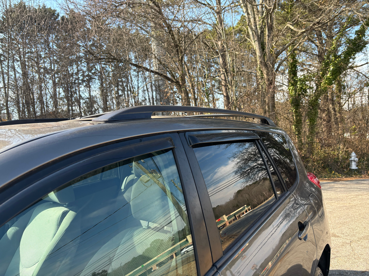 Toyota RAV4 Base V6 2WD 2012