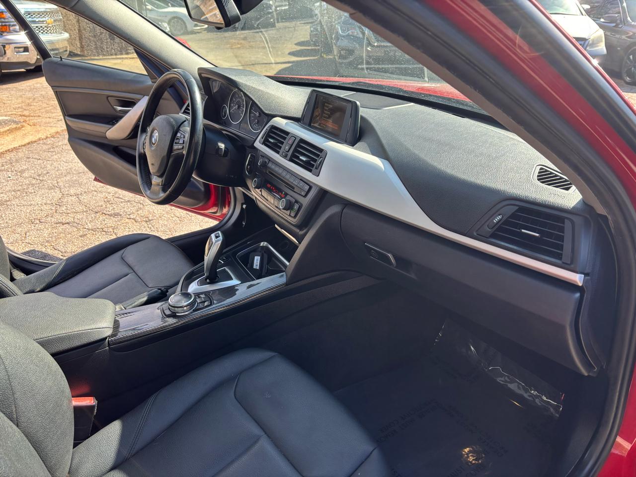 BMW 3-Series 320i xDrive 2015