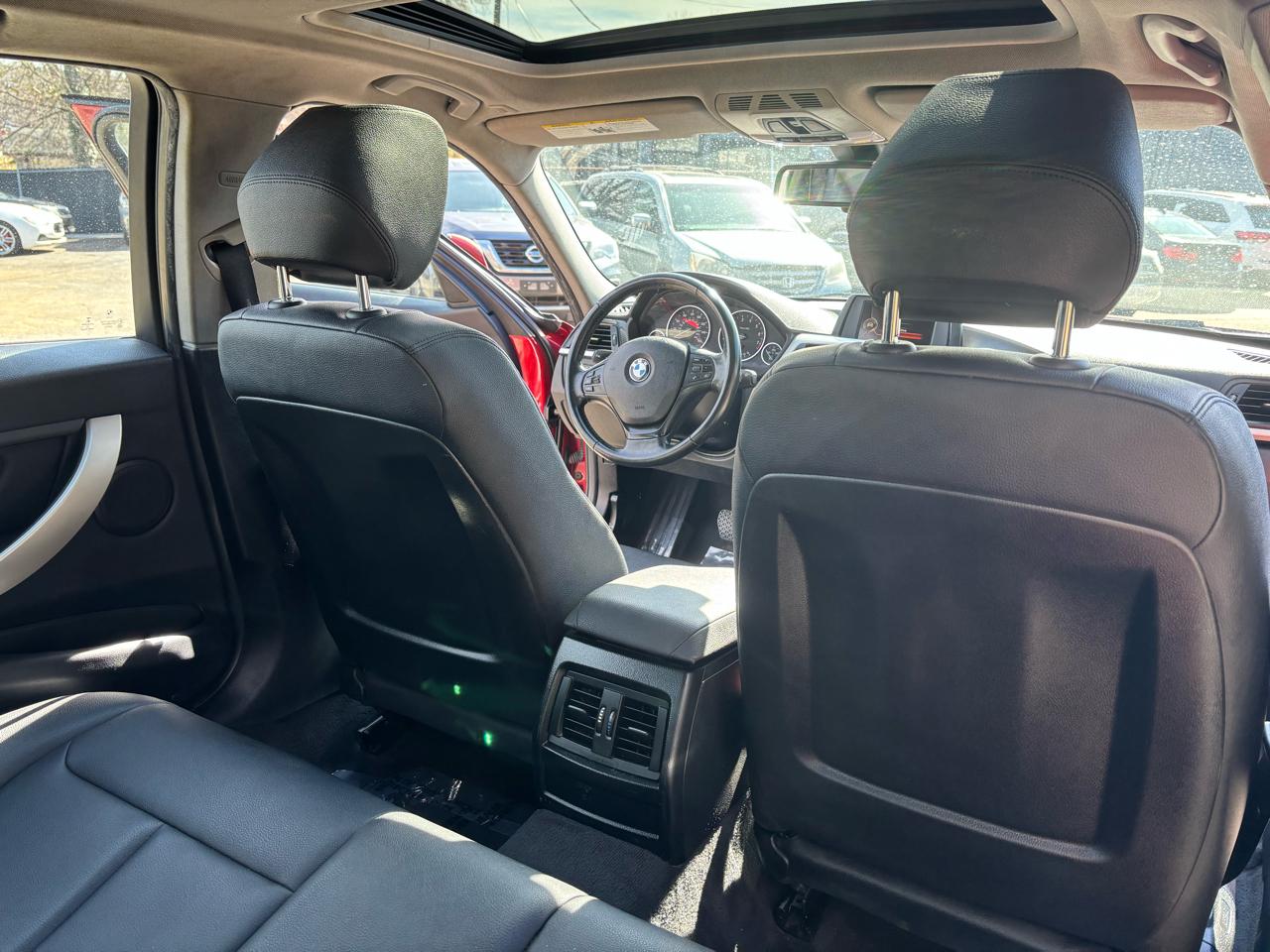 BMW 3-Series 320i xDrive 2015