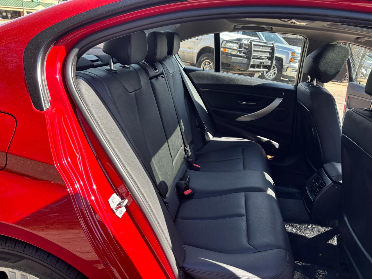 BMW 3-Series 320i xDrive 2015