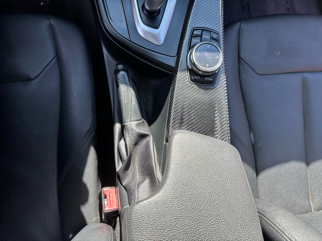 BMW 3-Series 320i xDrive 2015