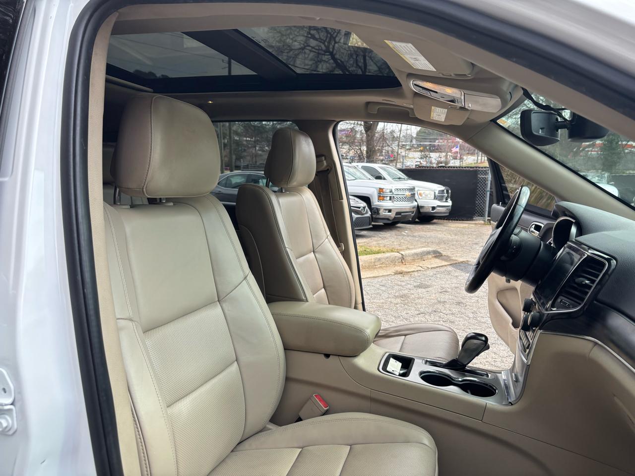 Jeep Grand Cherokee Limited 2WD 2021