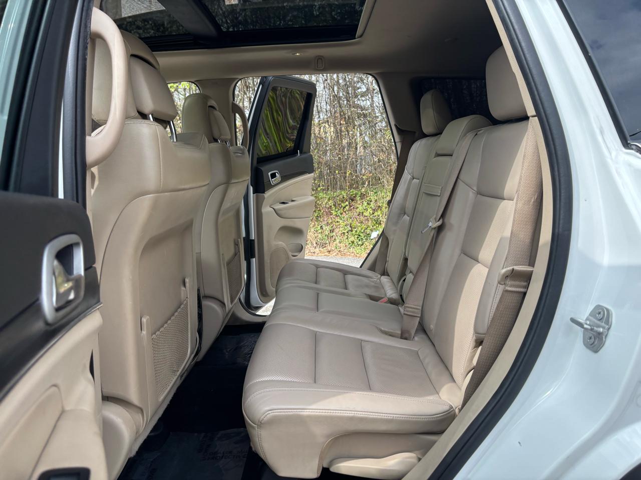 Jeep Grand Cherokee Limited 2WD 2021