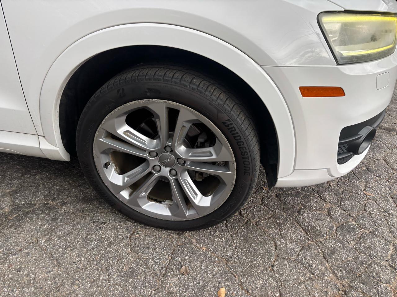 Audi Q3 Premium Plus 2015