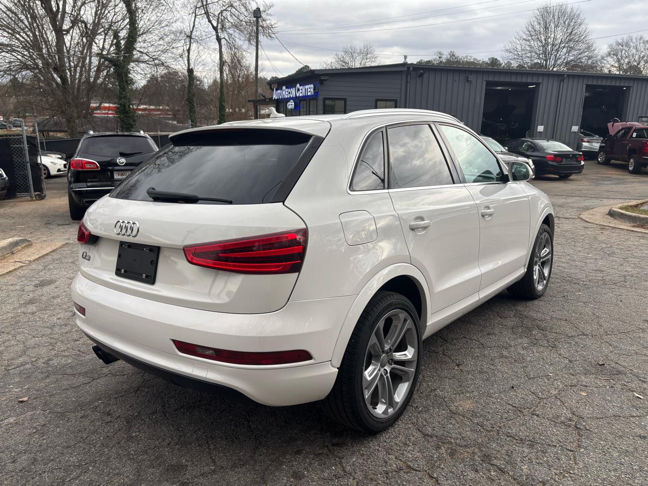 Audi Q3 Premium Plus 2015