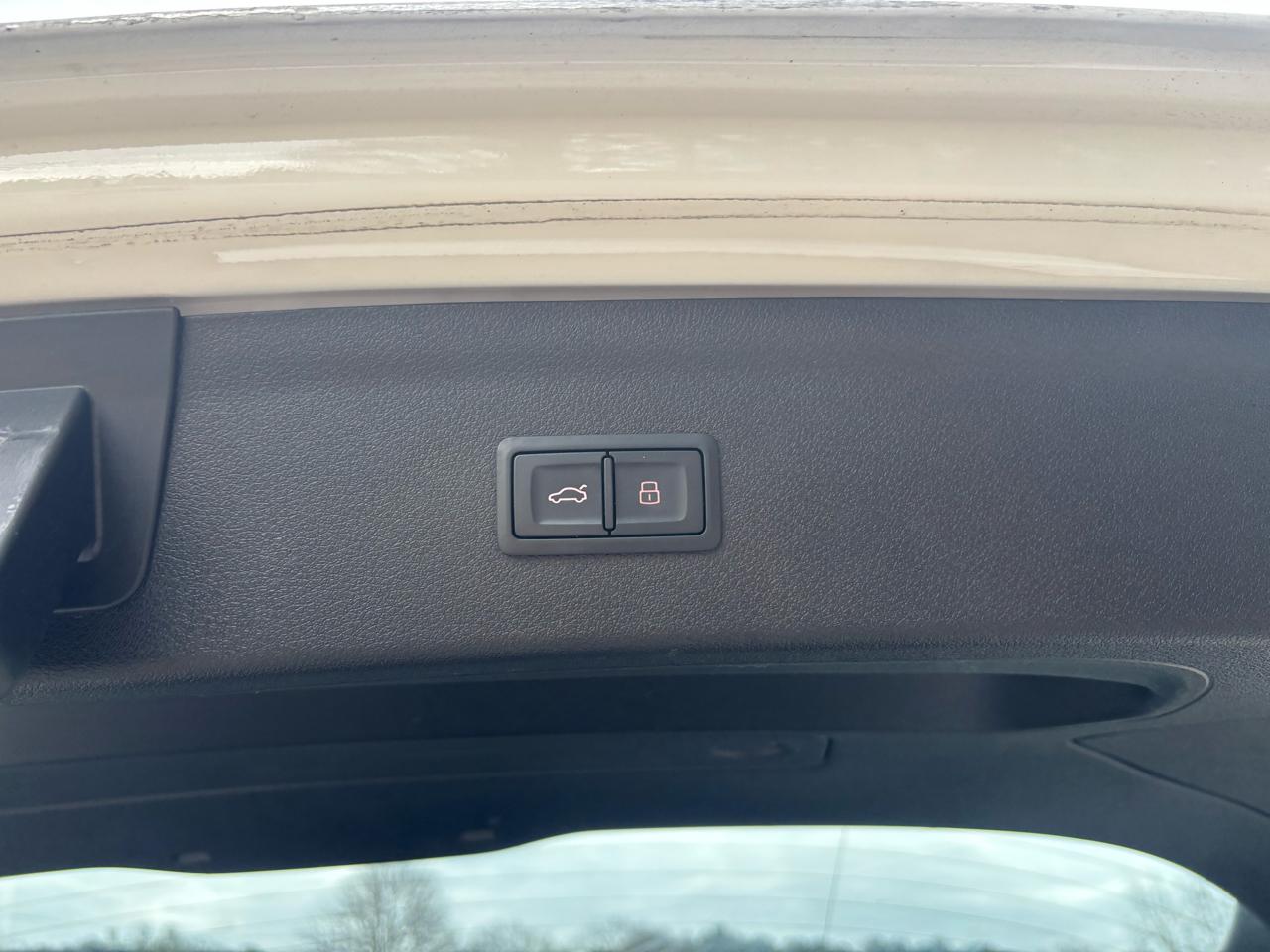 Audi Q3 Premium Plus 2015