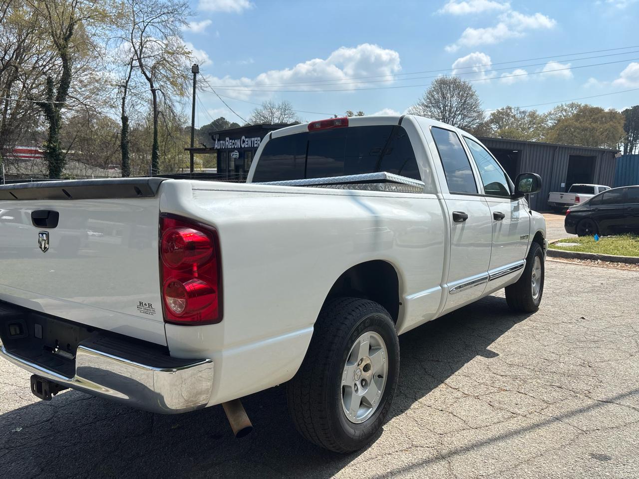 Dodge Ram 1500 SXT Quad Cab Long Bed 2WD 2008