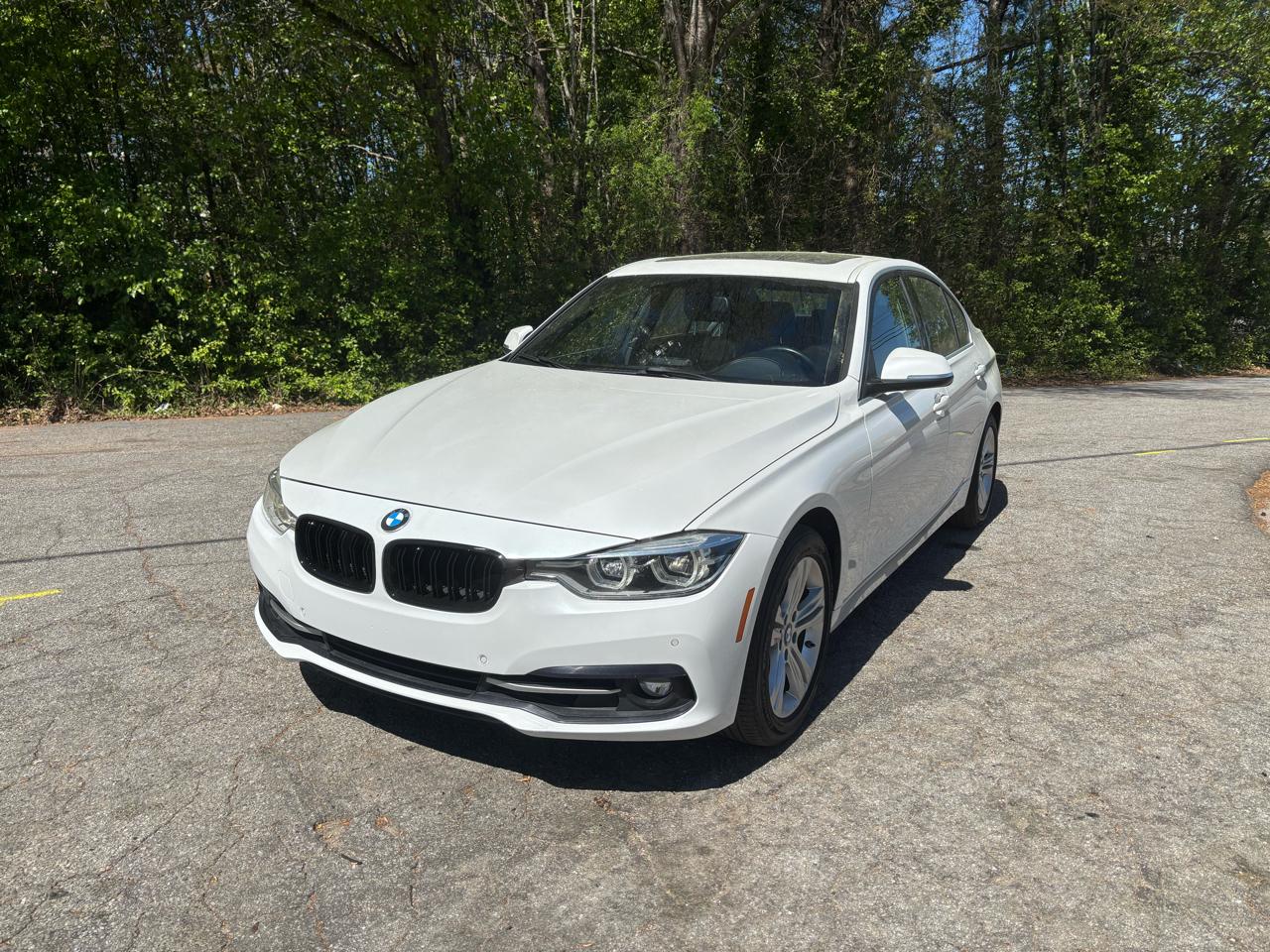 BMW 3-Series 330i SULEV Sedan 2017