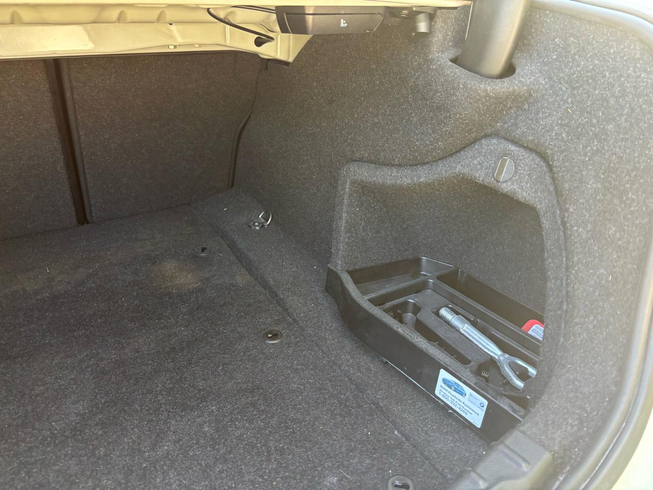 BMW 3-Series 330i SULEV Sedan 2017