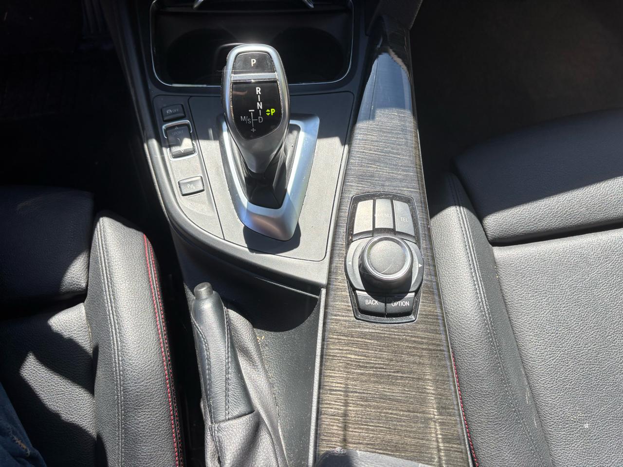 BMW 3-Series 330i SULEV Sedan 2017