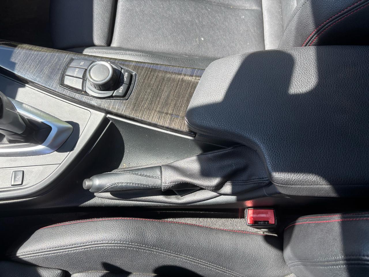 BMW 3-Series 330i SULEV Sedan 2017