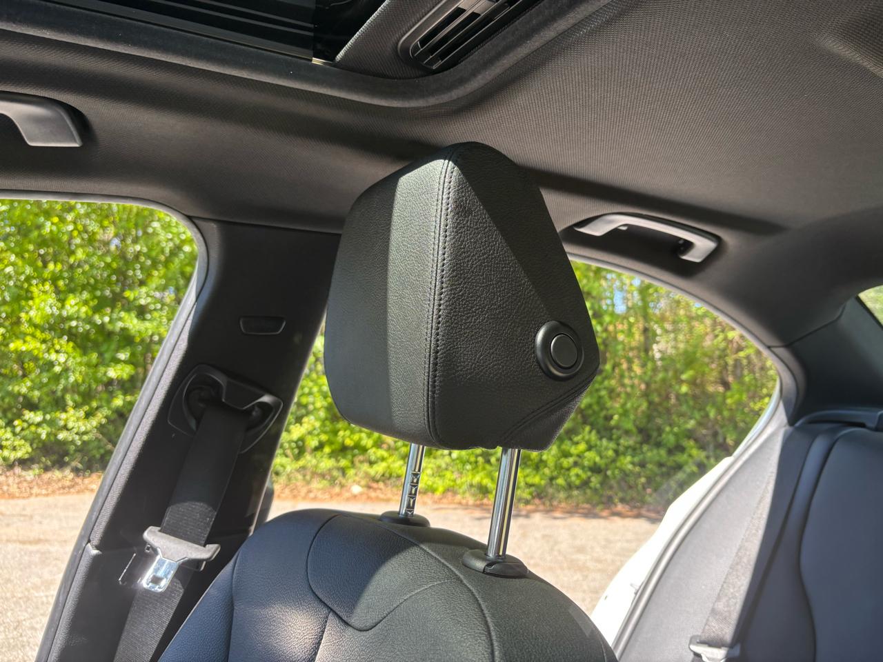 BMW 3-Series 330i SULEV Sedan 2017