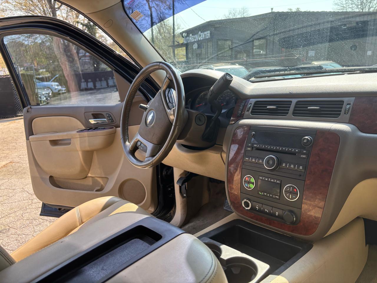 Chevrolet Silverado 1500 LTZ Crew Cab 4WD 2012