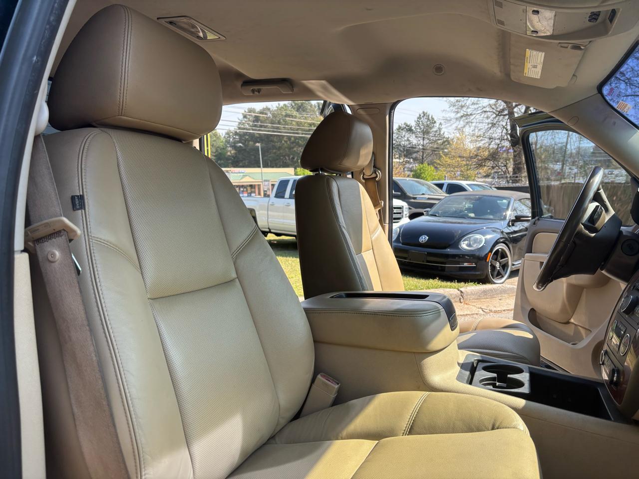 Chevrolet Silverado 1500 LTZ Crew Cab 4WD 2012