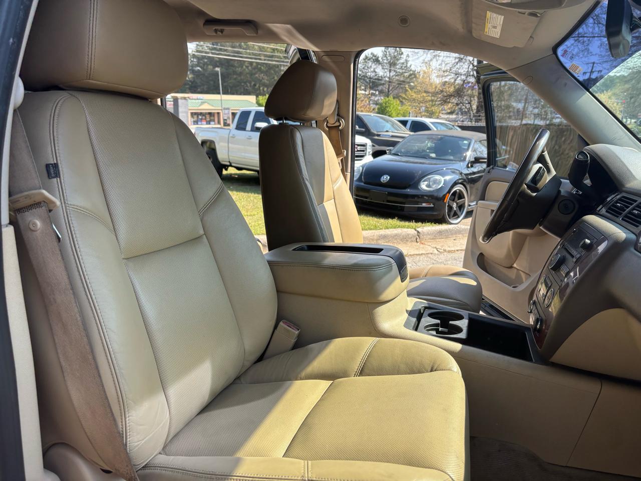 Chevrolet Silverado 1500 LTZ Crew Cab 4WD 2012