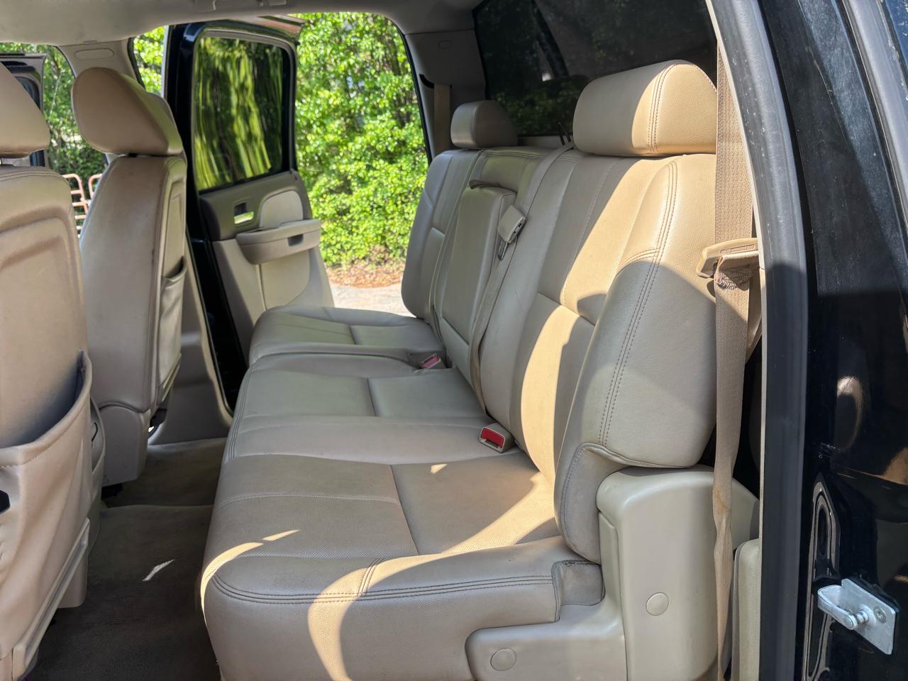 Chevrolet Silverado 1500 LTZ Crew Cab 4WD 2012