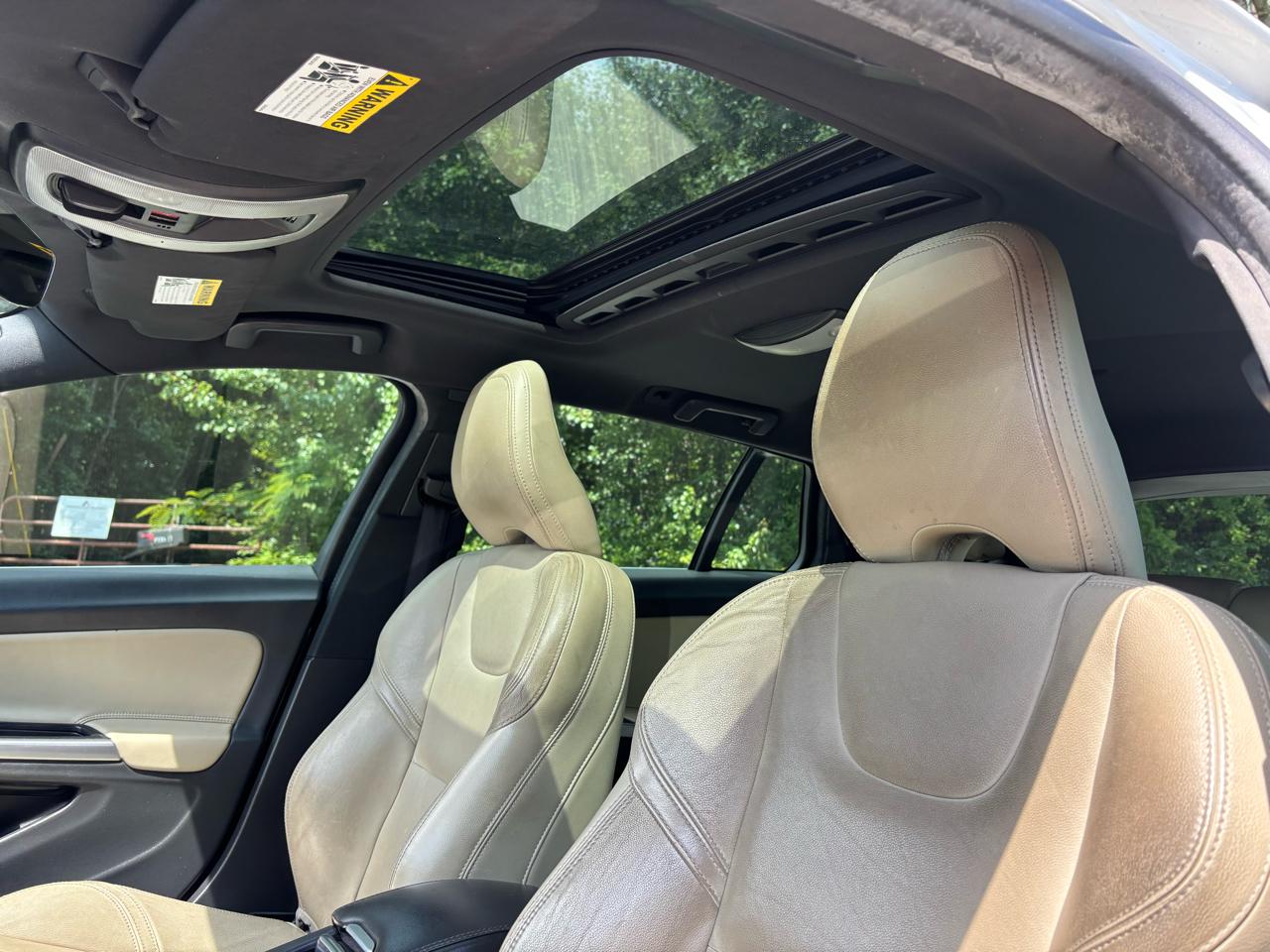 Volvo V60 T5 Premier FWD 2017