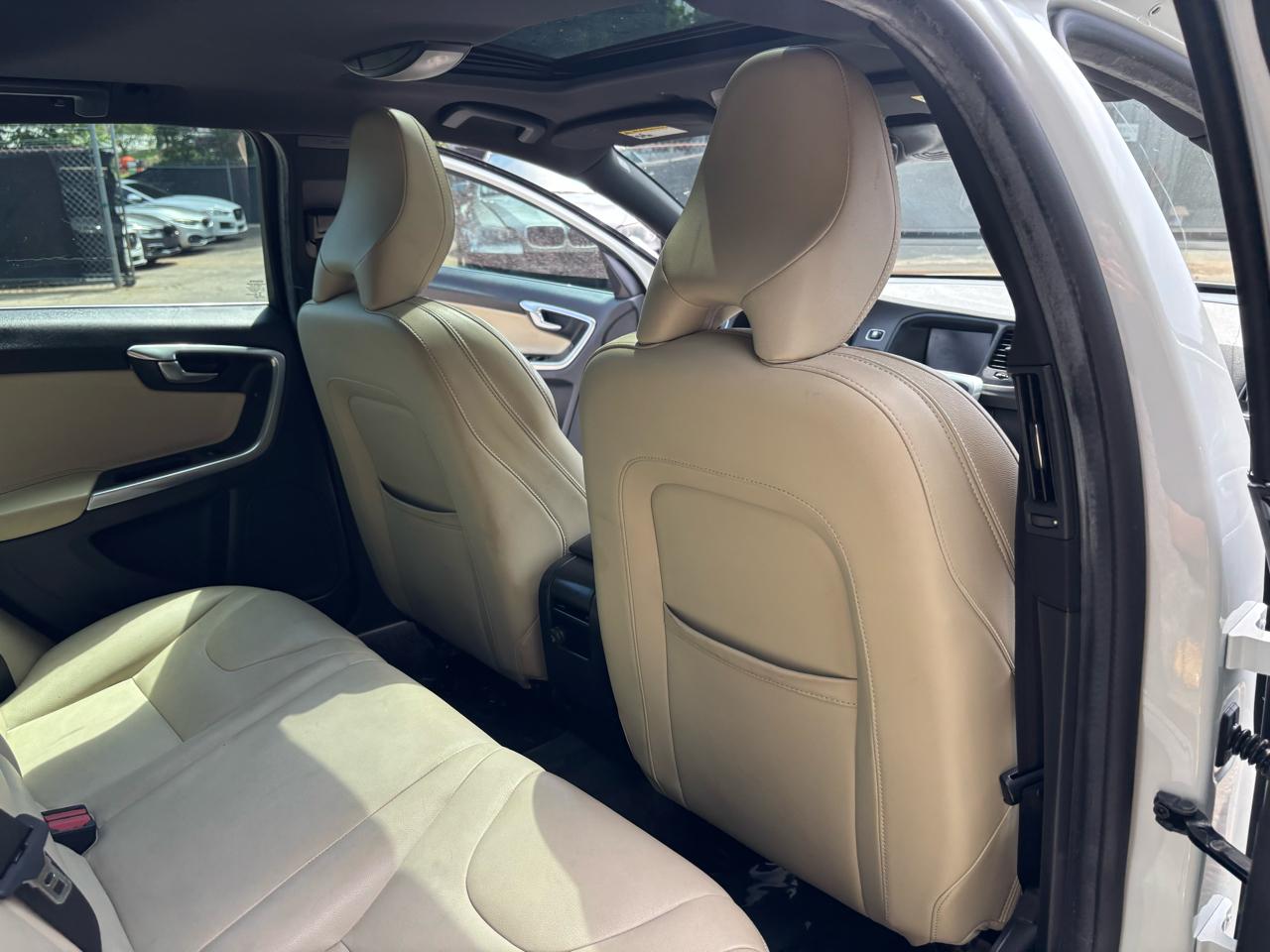 Volvo V60 T5 Premier FWD 2017