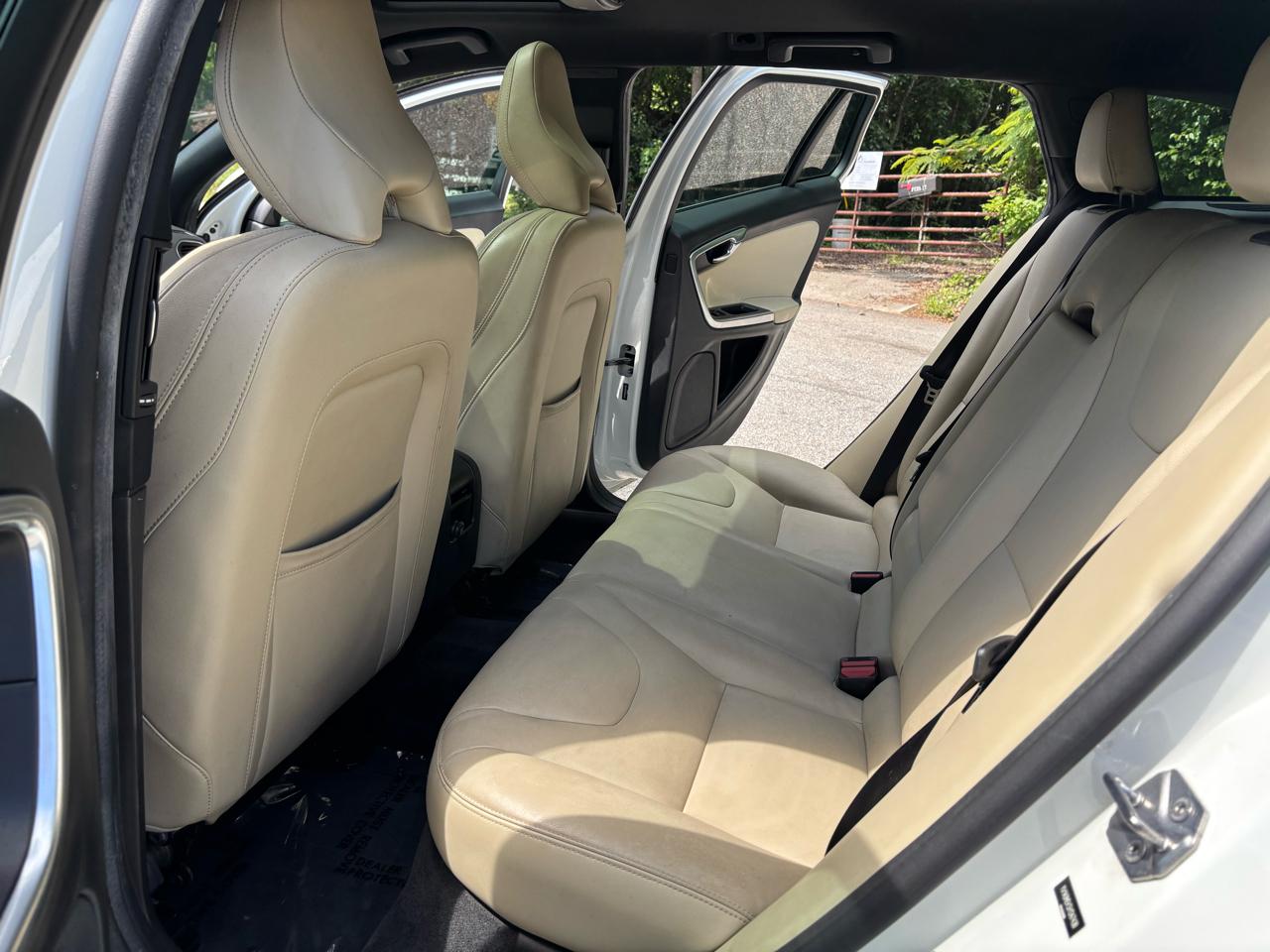 Volvo V60 T5 Premier FWD 2017