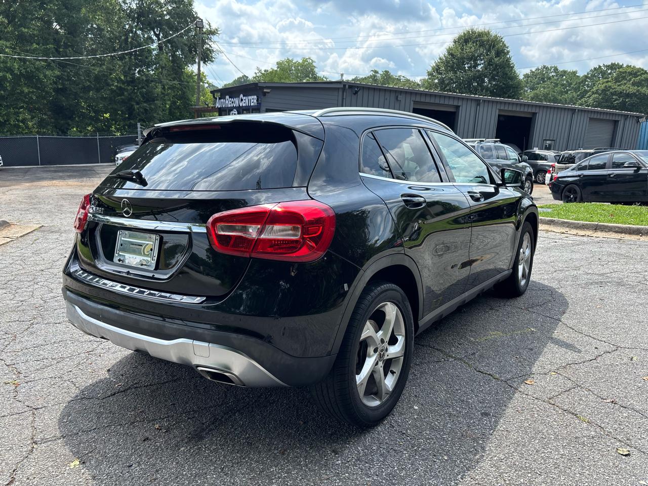 Mercedes-Benz GLA-Class GLA250 2020
