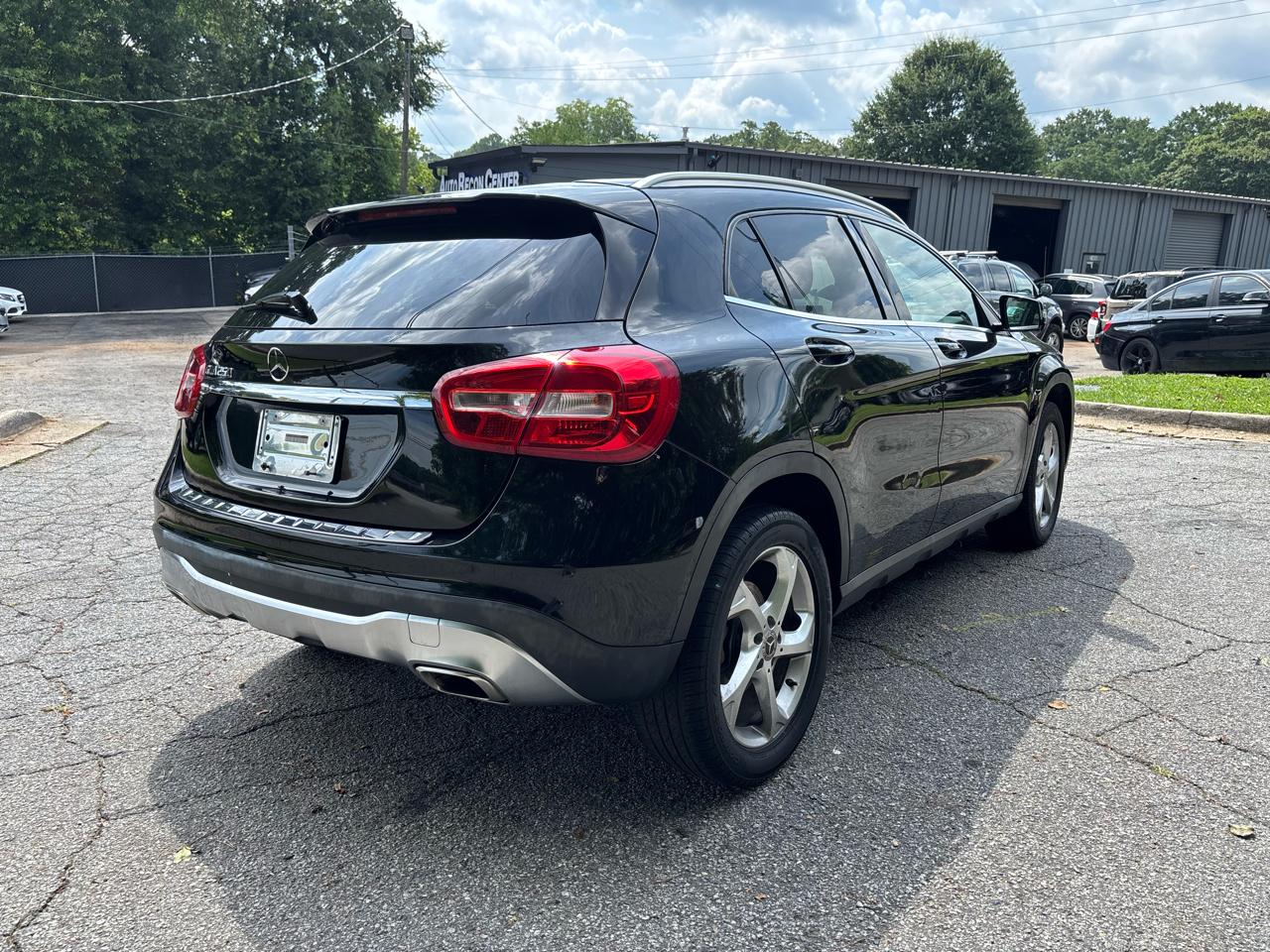 Mercedes-Benz GLA-Class GLA250 2020