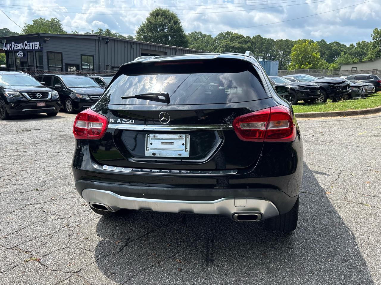Mercedes-Benz GLA-Class GLA250 2020