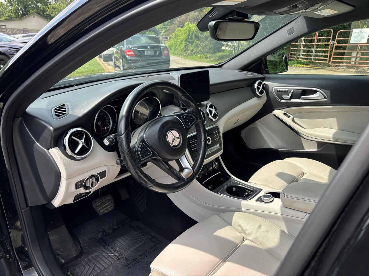Mercedes-Benz GLA-Class GLA250 2020