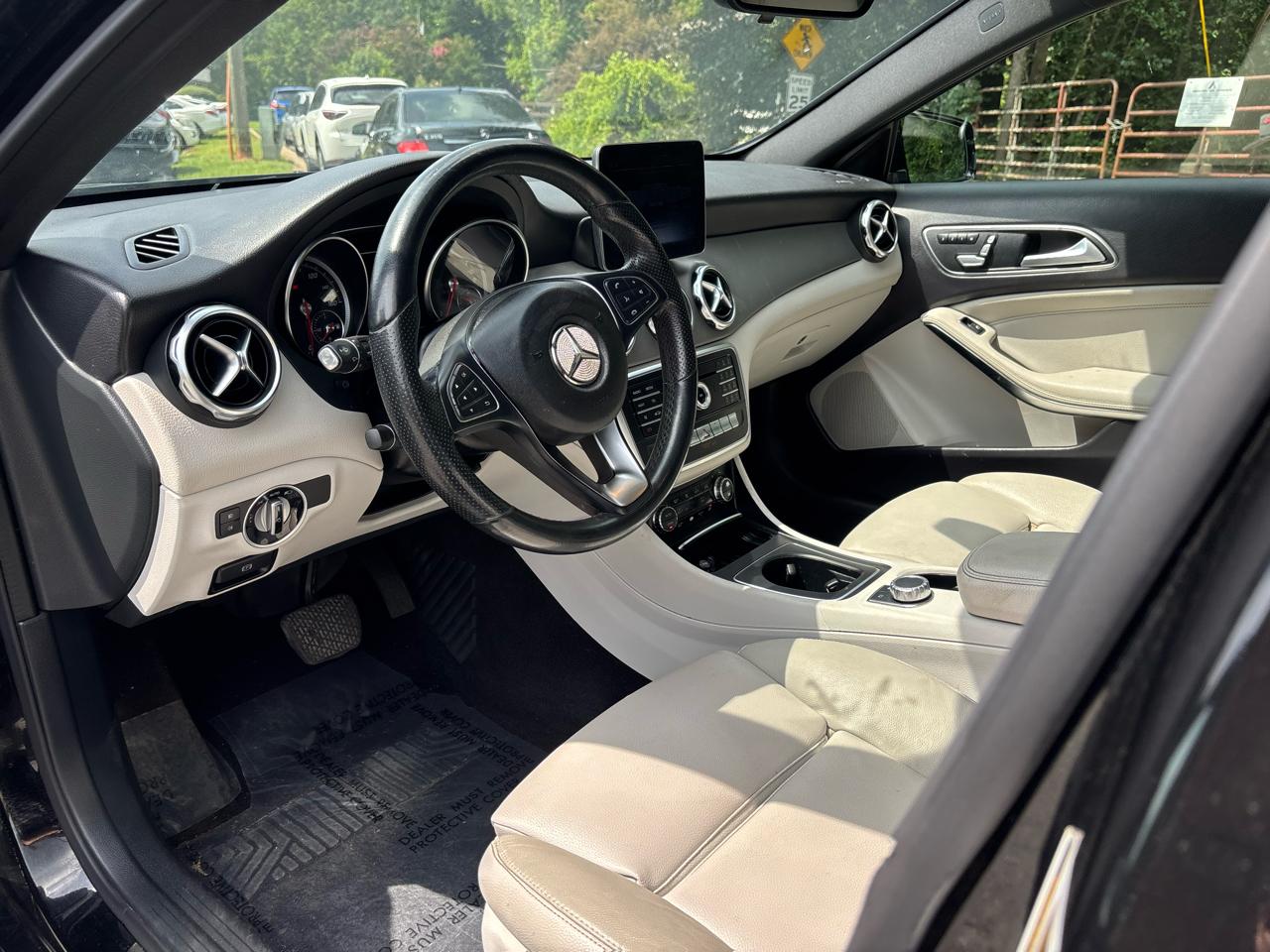 Mercedes-Benz GLA-Class GLA250 2020