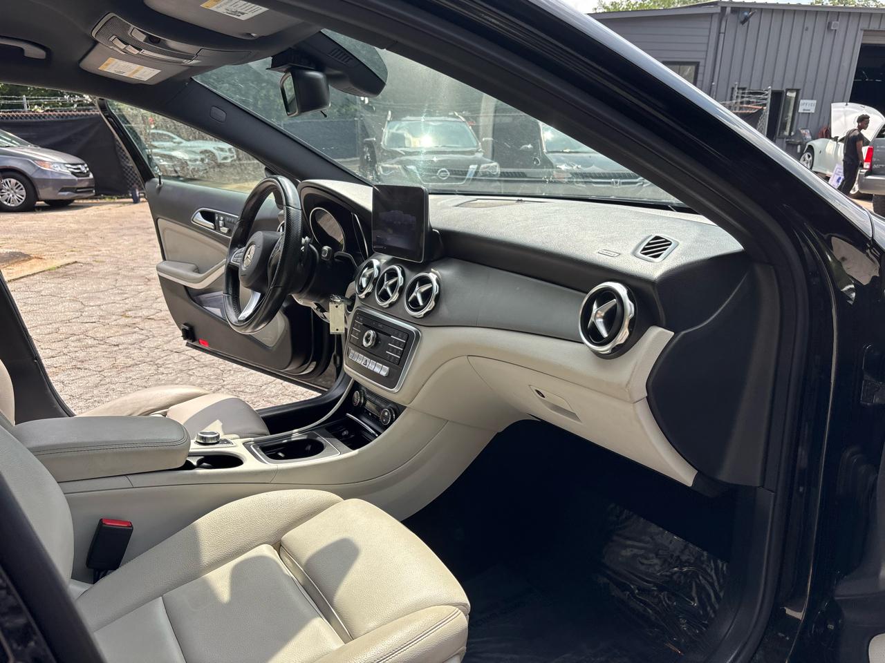 Mercedes-Benz GLA-Class GLA250 2020