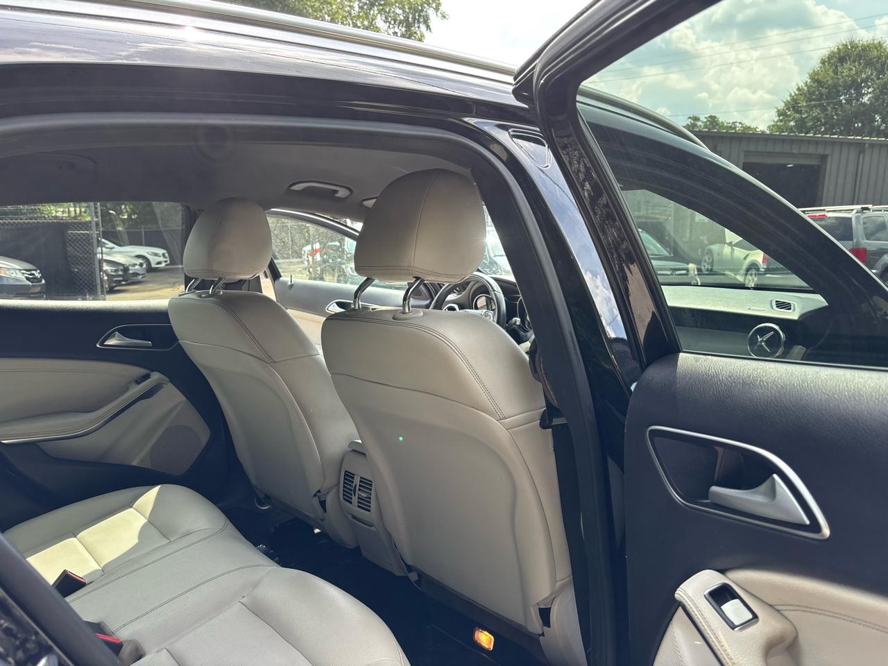 Mercedes-Benz GLA-Class GLA250 2020