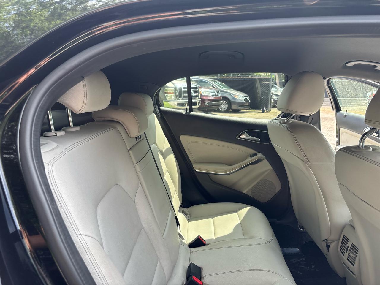 Mercedes-Benz GLA-Class GLA250 2020