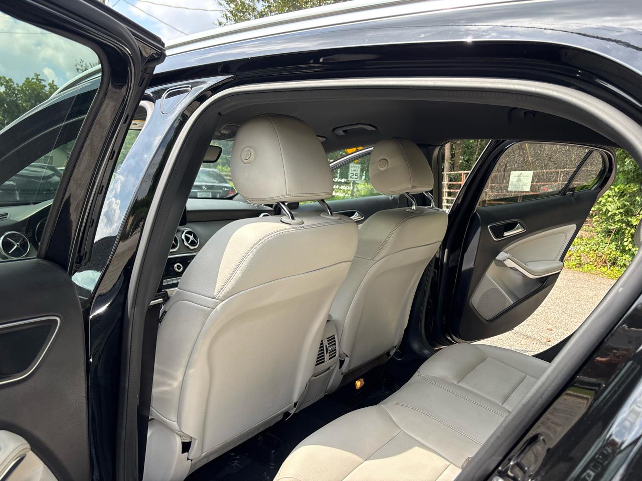 Mercedes-Benz GLA-Class GLA250 2020